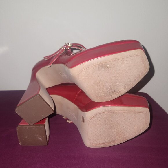 This is a Jessica Simpson Darena patent Mary Jane platform pump in richest Red - Picture 8 of 8